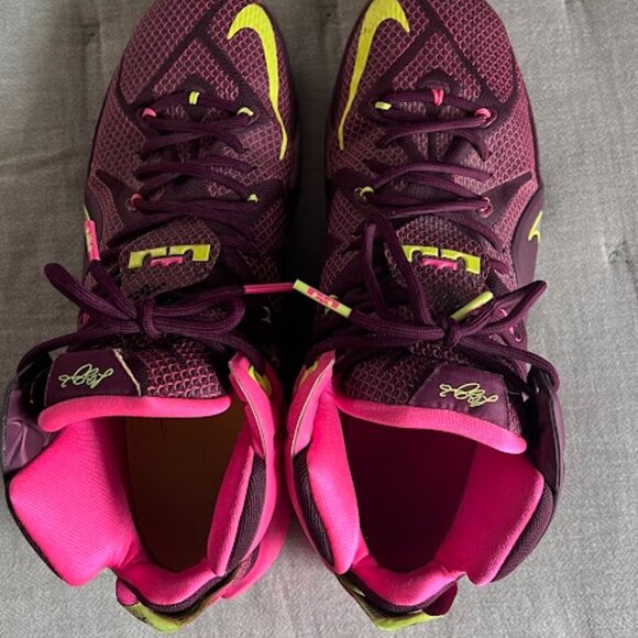 Nike LeBron 12 Double Helix Merlot Volt - Picture 6 of 12